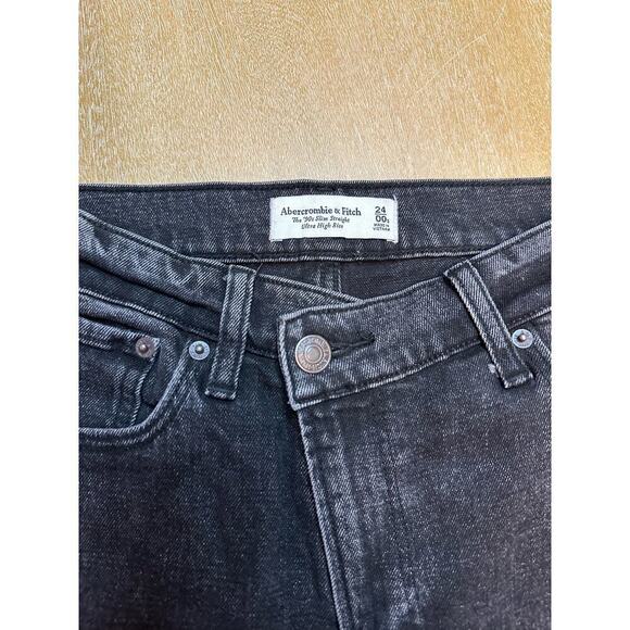 Abercrombie 90s Slim Straight Ultra High Rise Jeans - Picture 2 of 8